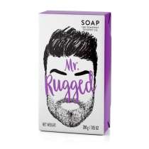 "A masculine fragranced Soap bar for your dirty man."<br/><br/>Herlig såpe laget spesielt for å ta vare på skjegget og huden under, uten å tørke ut. Inneholder blant annet sheasmør som er kjent for sine fuktighetsgivende egenskaper. Etterlater skjegg og hud mykt og velduftende av sedertre og sitrongress. Tøff innpakning hvor man kan "kjenne" på skjegget.<br/><br/>