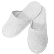 Herlige, myke VIP slippers. Finnes i to størrelser og farger som matcher badekåpene. Pass også på å kjøpe matchende badehåndkle med brodering.