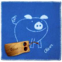 Turkoppen, sammen med et varmt og godt sitteunderlag fra Tinde i 100% tovet ull. Med samme navn på begge.