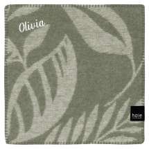 Nyt komfort og varme med Briksdalen-sitteunderlagene, laget av ull av høy kvalitet. 

Med fokus på både funksjonalitet og estetikk, tilbyr de den ideelle kombinasjonen av komfort og stil. 

De naturlige ullfibrene gir en myk og behagelig overflate å sitte på, samtidig som de er varmeisolerende, perfekte for enhver anledning.